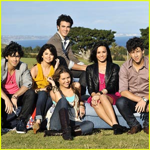 jonas-brothers-miley-selena-demi-send-on.jpg